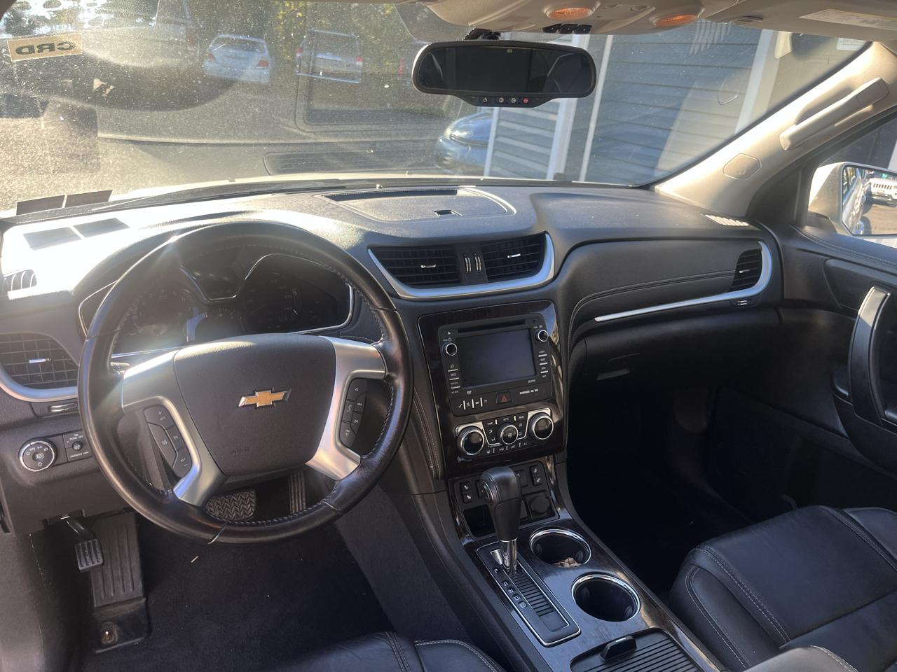 Chevrolet Traverse AWD 4dr LT w/2LT 2015