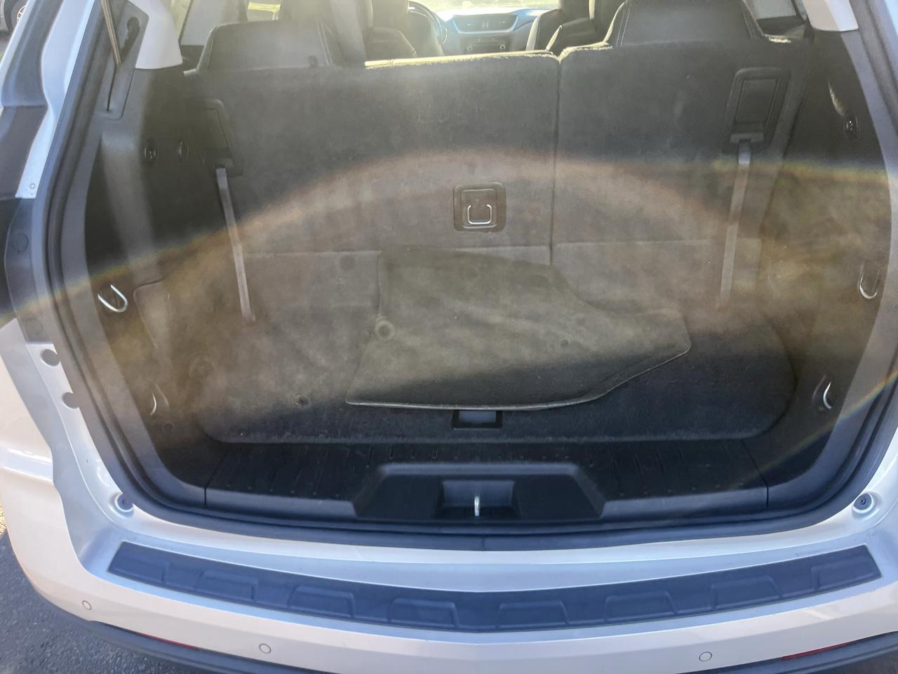 Chevrolet Traverse AWD 4dr LT w/2LT 2015