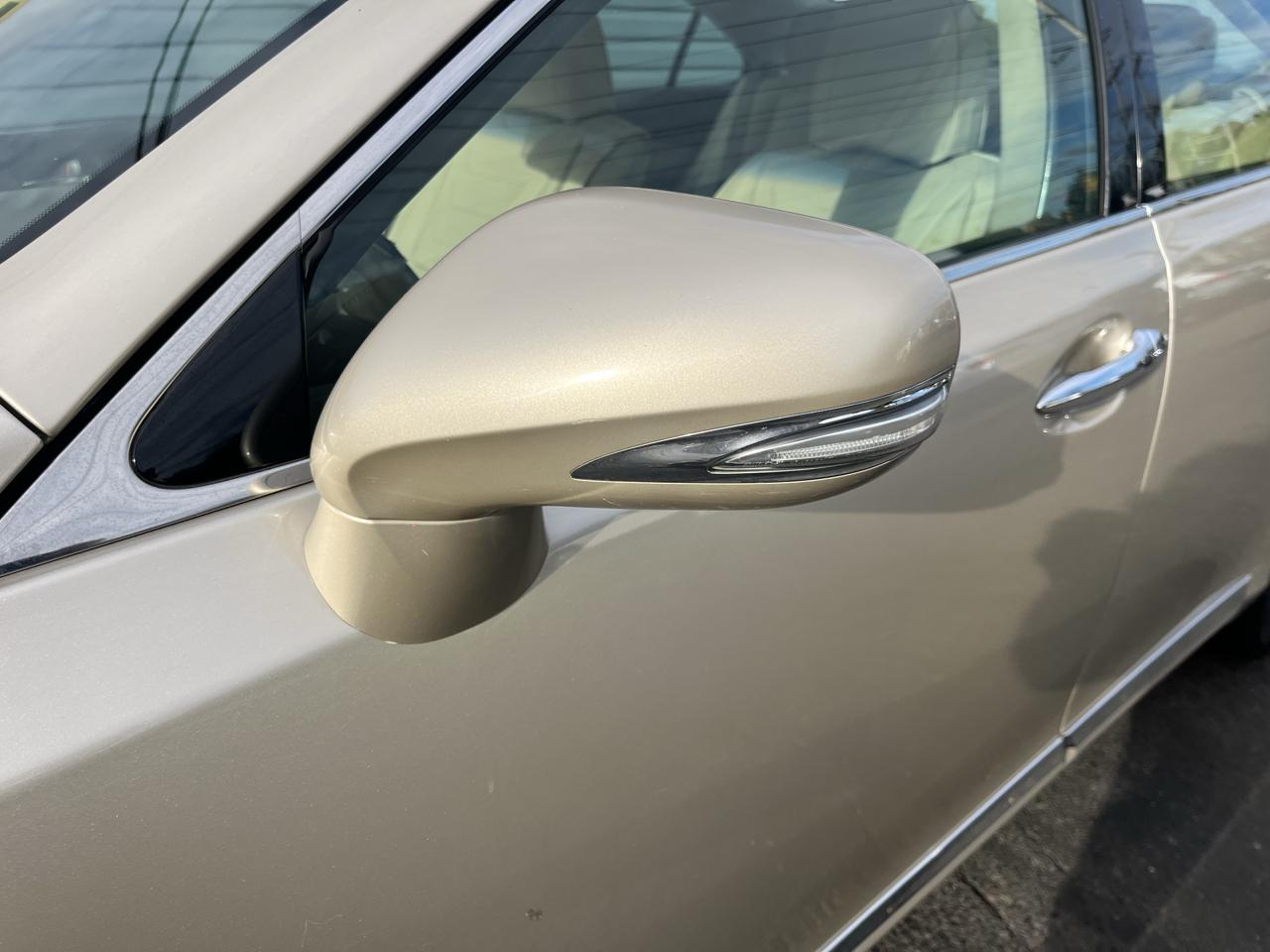 Lexus ES 350 4dr Sdn 2011