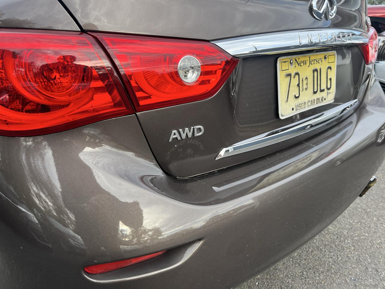 Infiniti Q50 4dr Sdn 3.0t Premium AWD 2016