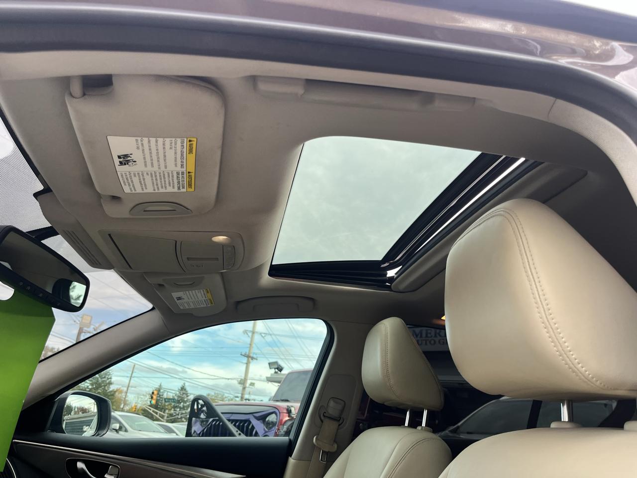 Infiniti Q50 4dr Sdn 3.0t Premium AWD 2016