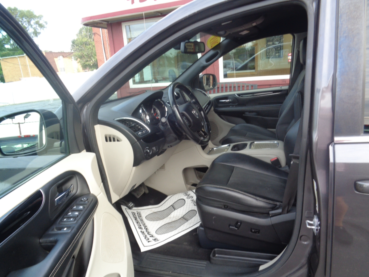 Dodge Grand Caravan SXT Wagon 2019 Dodge Grand Caravan SXT Wagon 2019