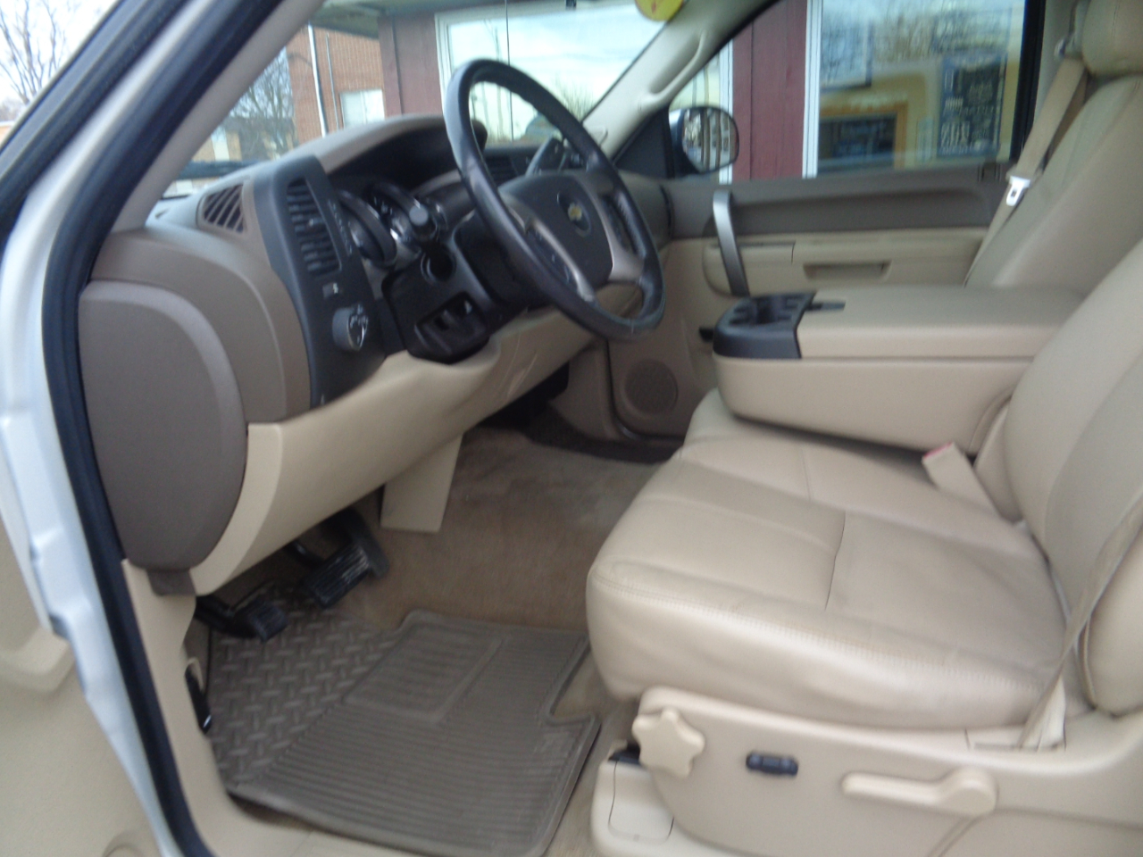 Chevrolet Silverado 1500 4WD Crew Cab 143.5" LT 2013