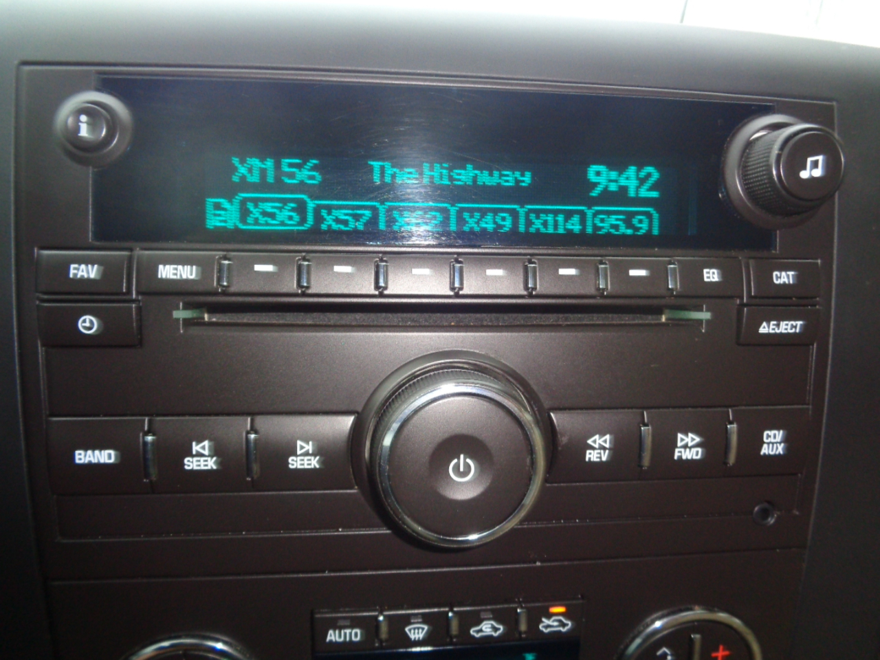 Chevrolet Silverado 1500 4WD Crew Cab 143.5" LT 2013