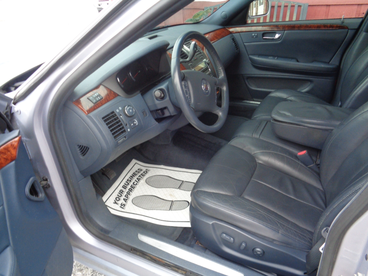 Cadillac DTS 4dr Sdn w/1SC 2006