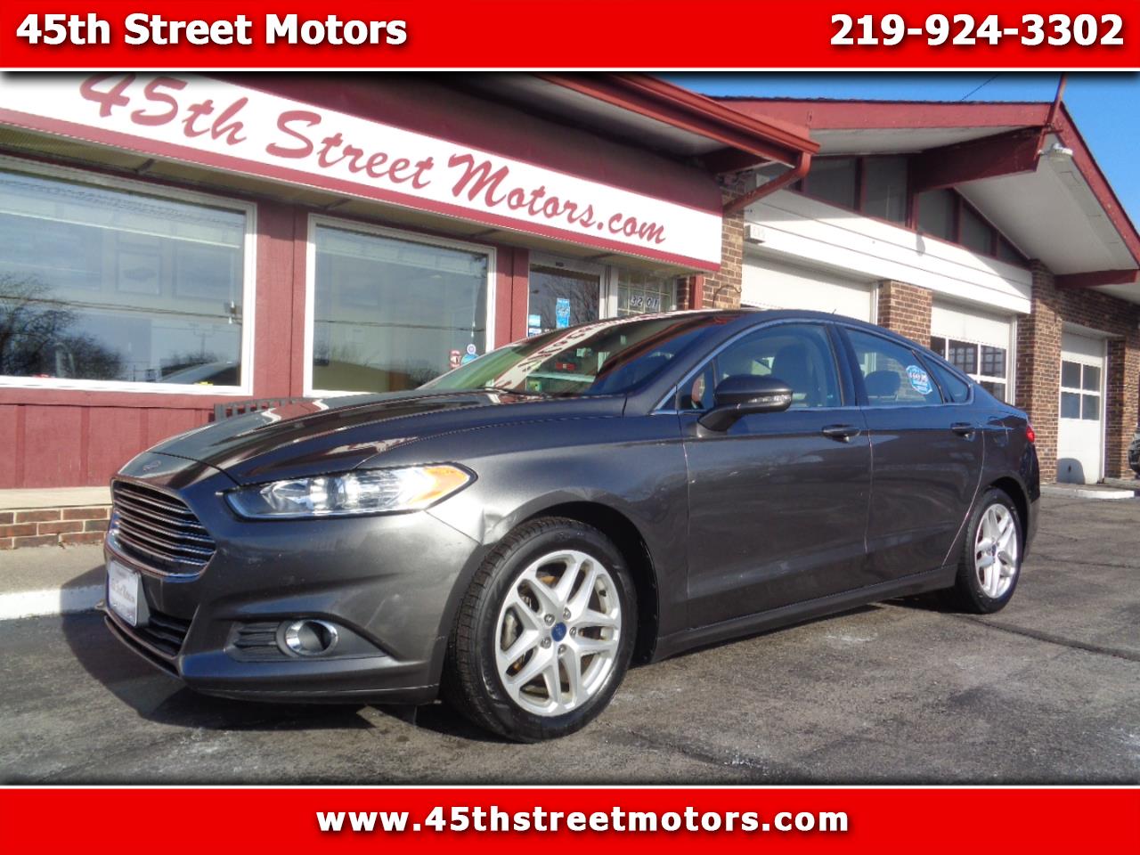 2016 Ford Fusion 4dr Sdn SE FWD