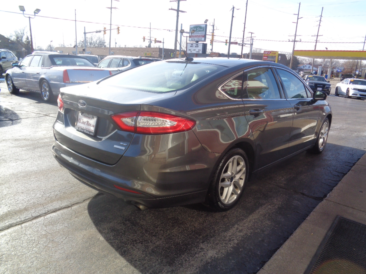 Ford Fusion 4dr Sdn SE FWD 2016
