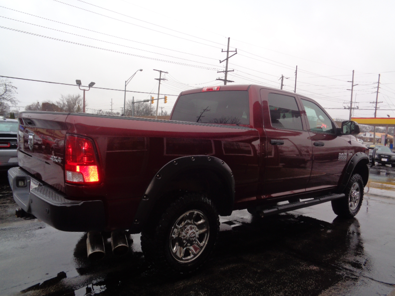 RAM 2500 Tradesman 4x4 Crew Cab 6'4" Box 2017