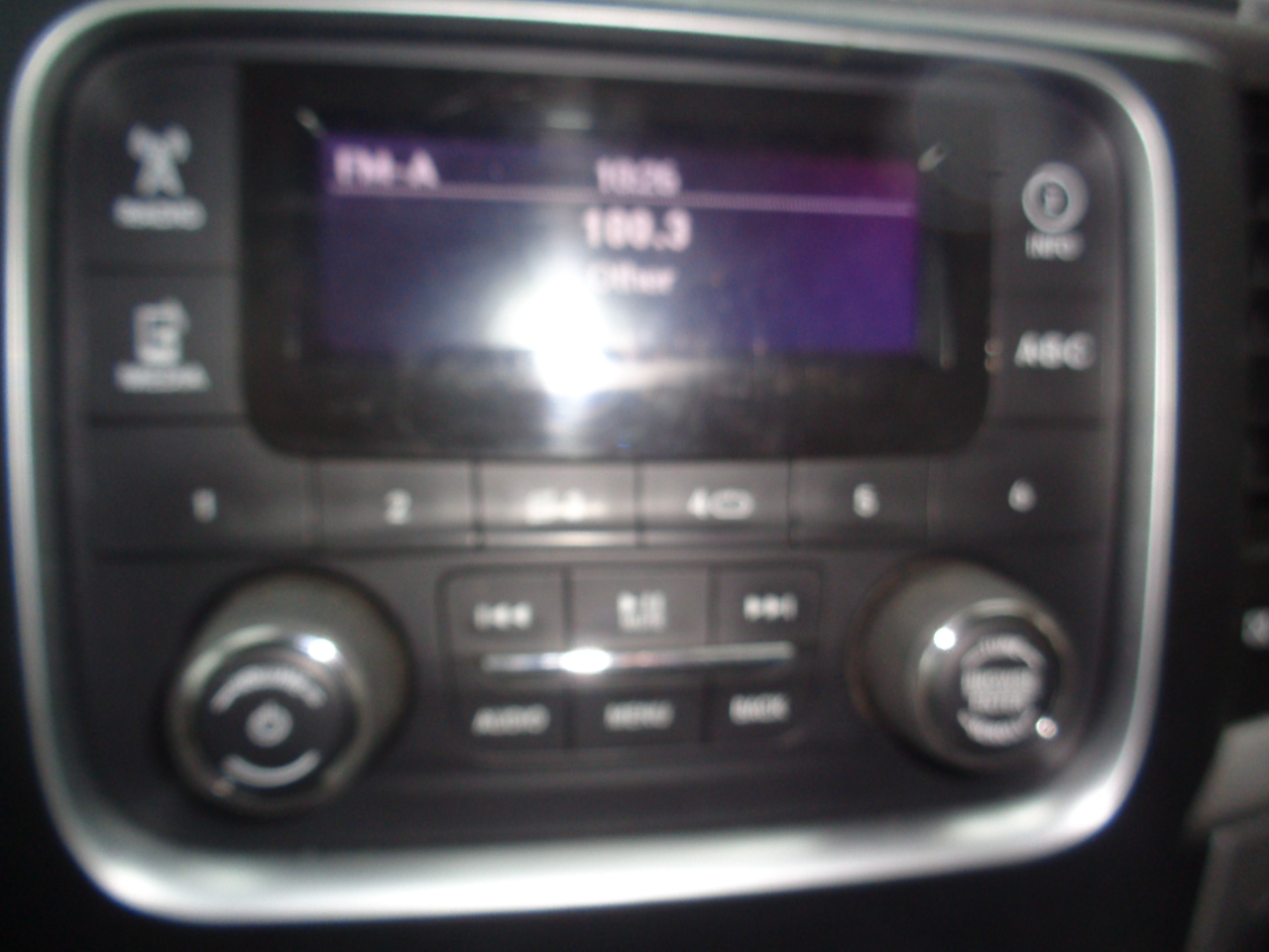 RAM 2500 Tradesman 4x4 Crew Cab 6'4" Box 2017