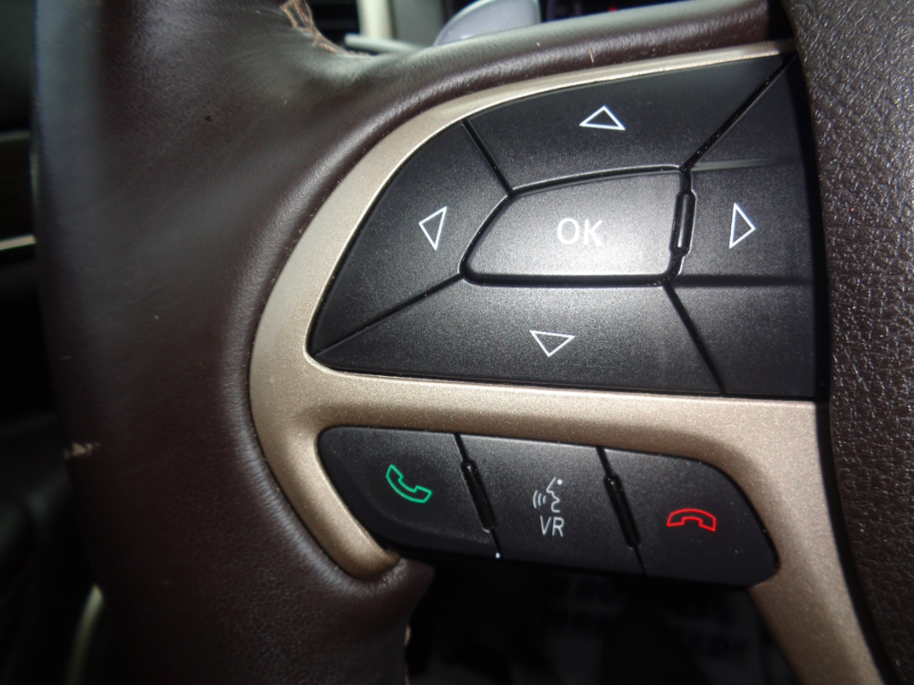 Jeep Grand Cherokee 4WD 4dr Summit 2014