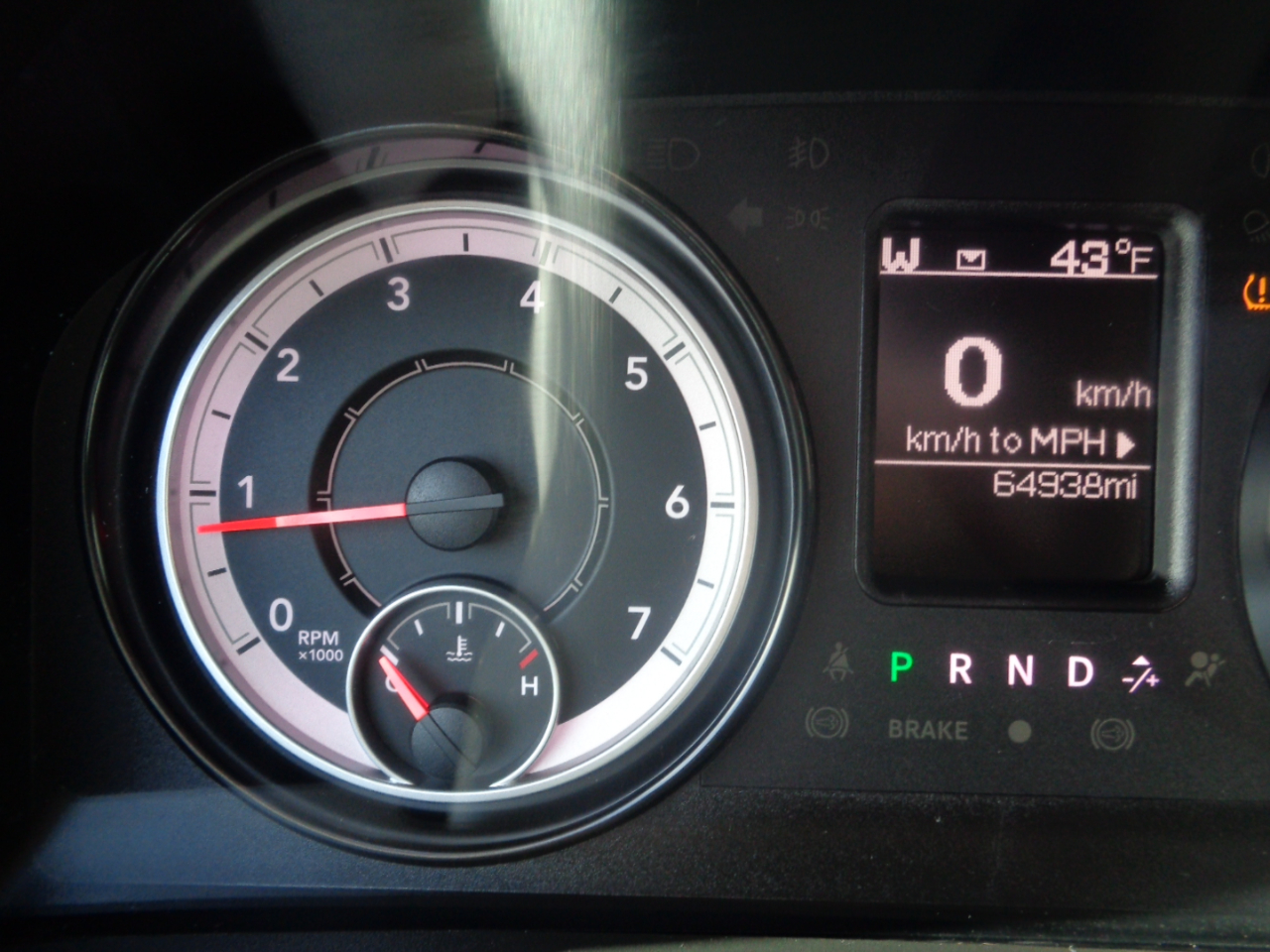 RAM 1500 Classic Express 4x2 Quad Cab 6'4" Box 2019