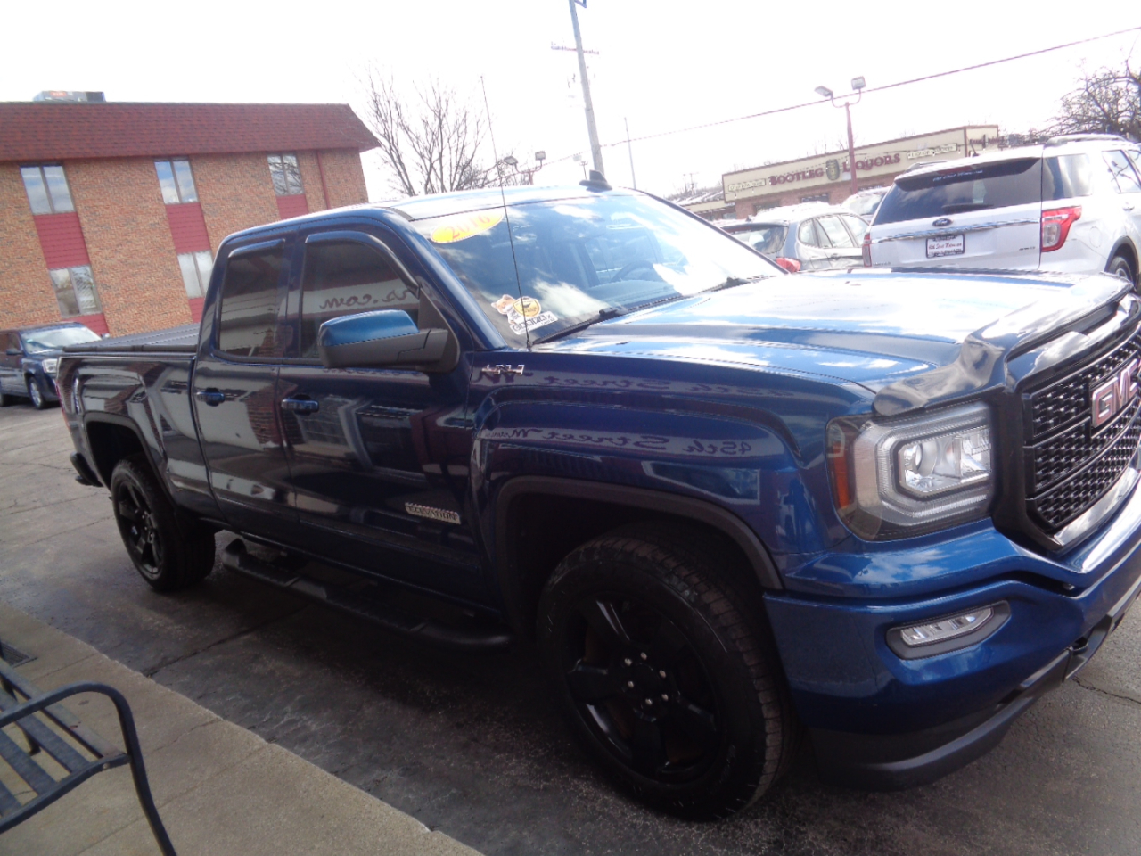 GMC Sierra 1500 4WD Double Cab 147" Elevation w/3SB 2016