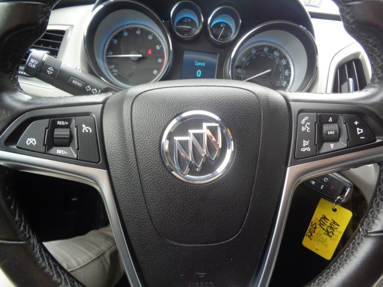 Buick Verano 4dr Sdn w/1SD 2015