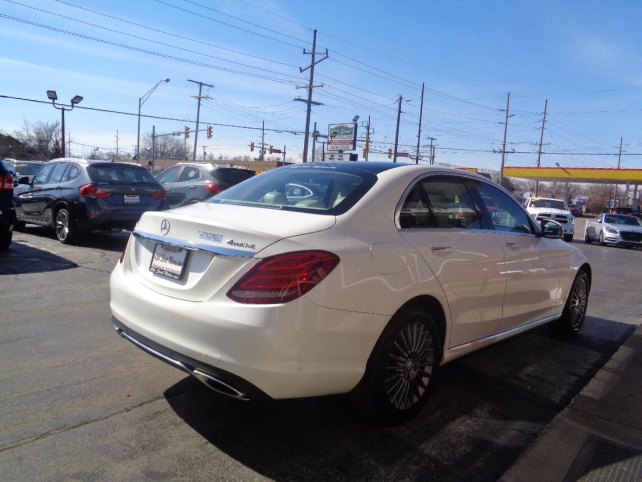 Mercedes-Benz C-Class 4dr Sdn C 300 4MATIC 2015