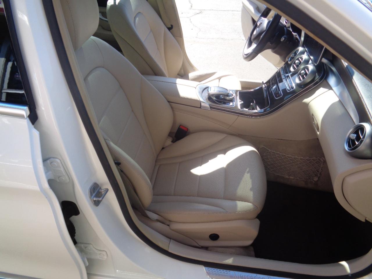 Mercedes-Benz C-Class 4dr Sdn C 300 4MATIC 2015