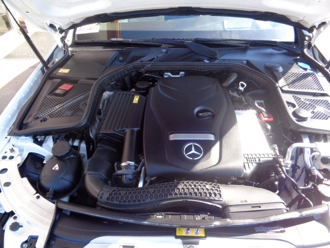 Mercedes-Benz C-Class 4dr Sdn C 300 4MATIC 2015
