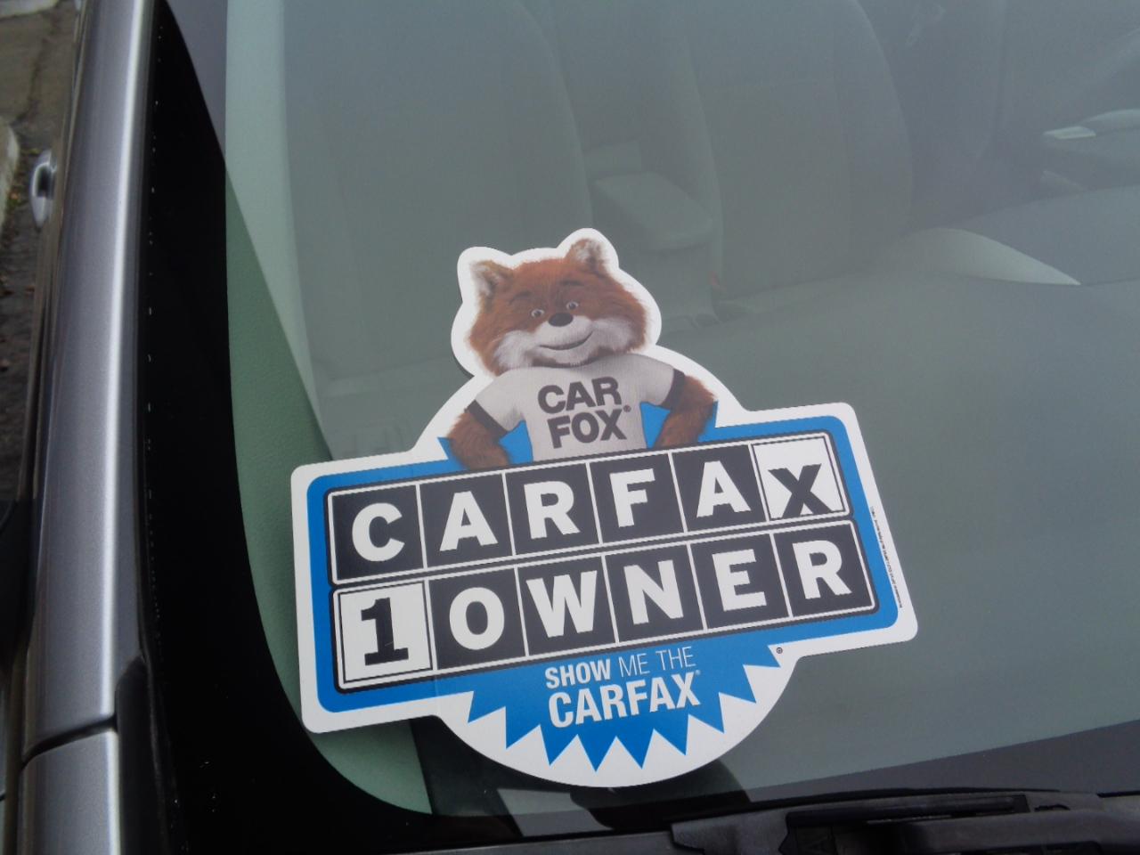 Toyota Corolla 4dr Sdn LE Auto 2010