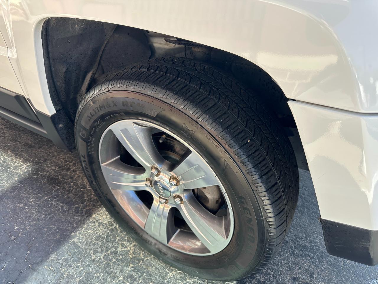 Jeep Patriot 4WD 4dr High Altitude Edition 2016