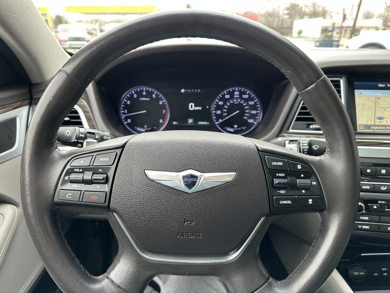 Hyundai Genesis 4dr Sdn V6 3.8L AWD 2016