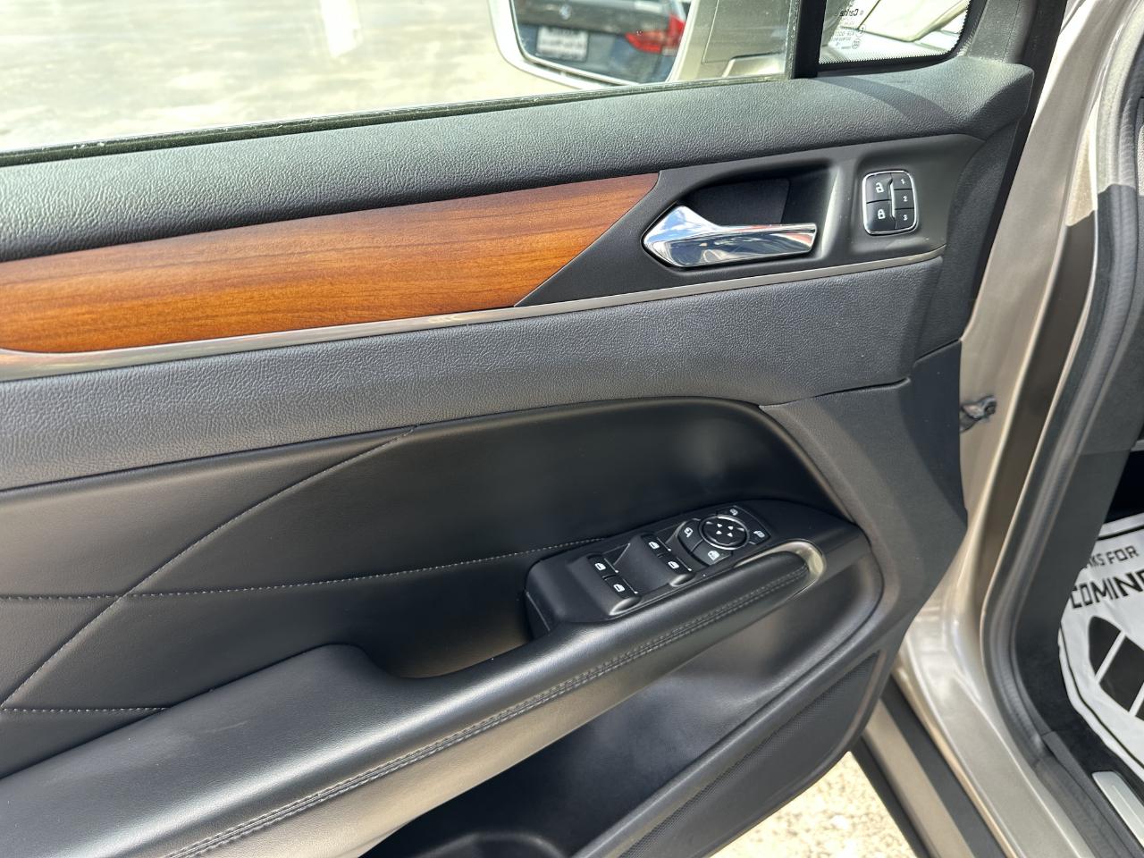 Lincoln MKC AWD 4dr Reserve 2016