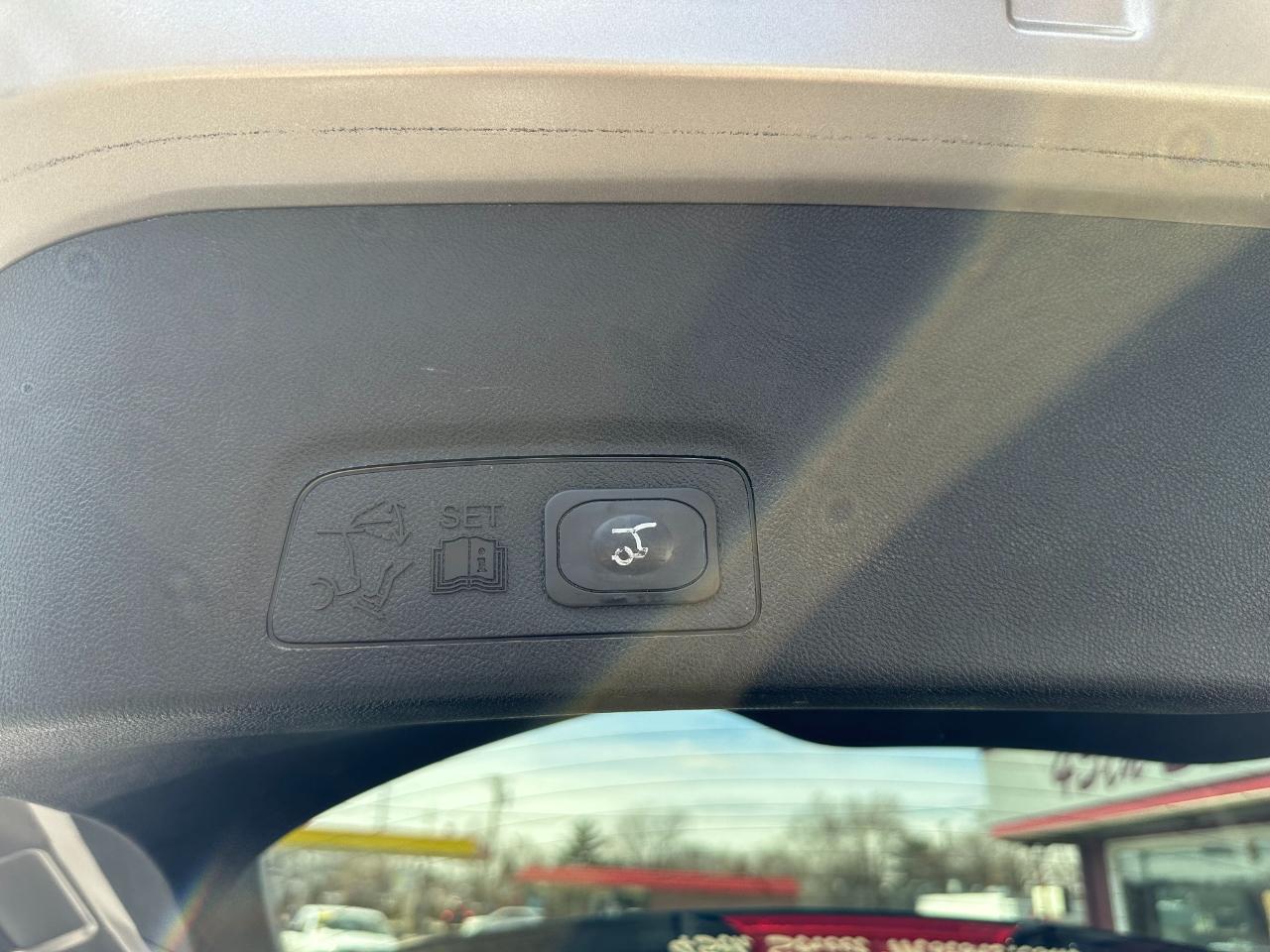 Lincoln MKC AWD 4dr Reserve 2016