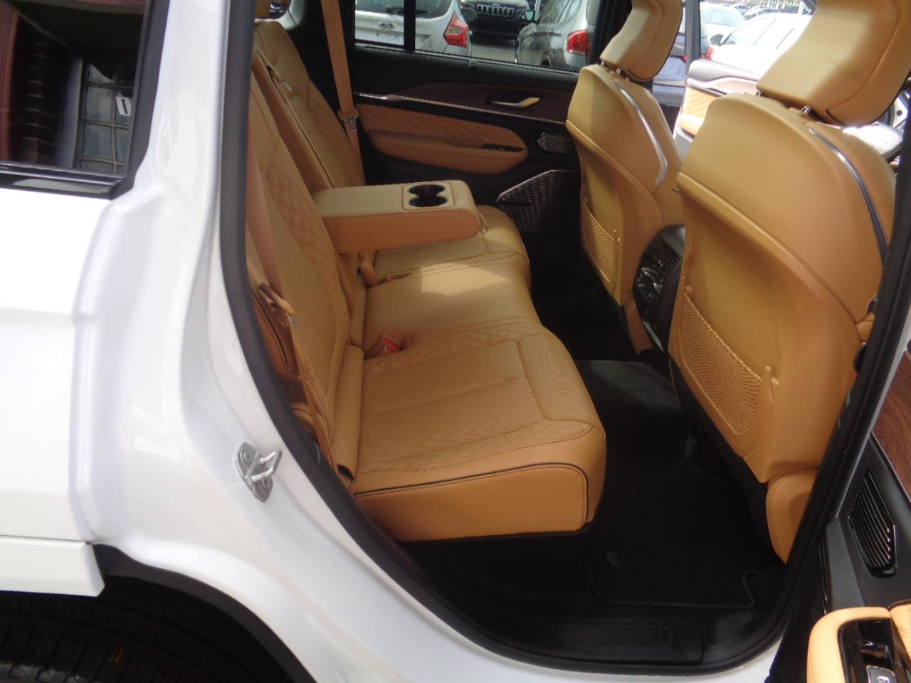 Jeep Grand Cherokee 4xe Summit 4x4 2023