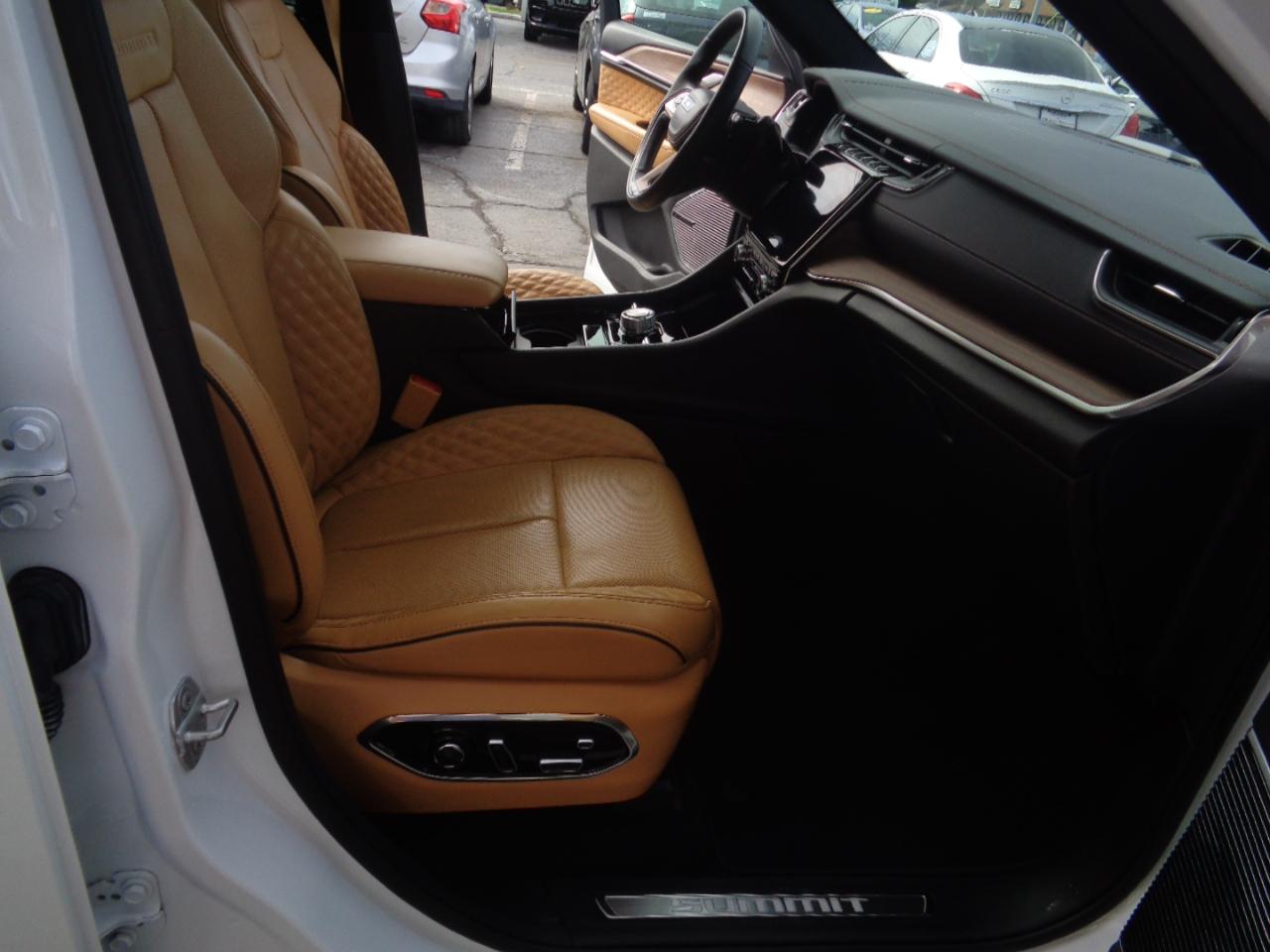 Jeep Grand Cherokee 4xe Summit 4x4 2023