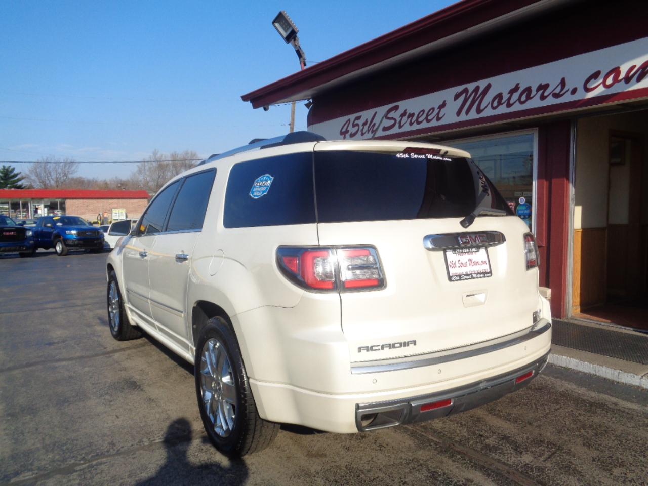 GMC Acadia AWD 4dr Denali 2013