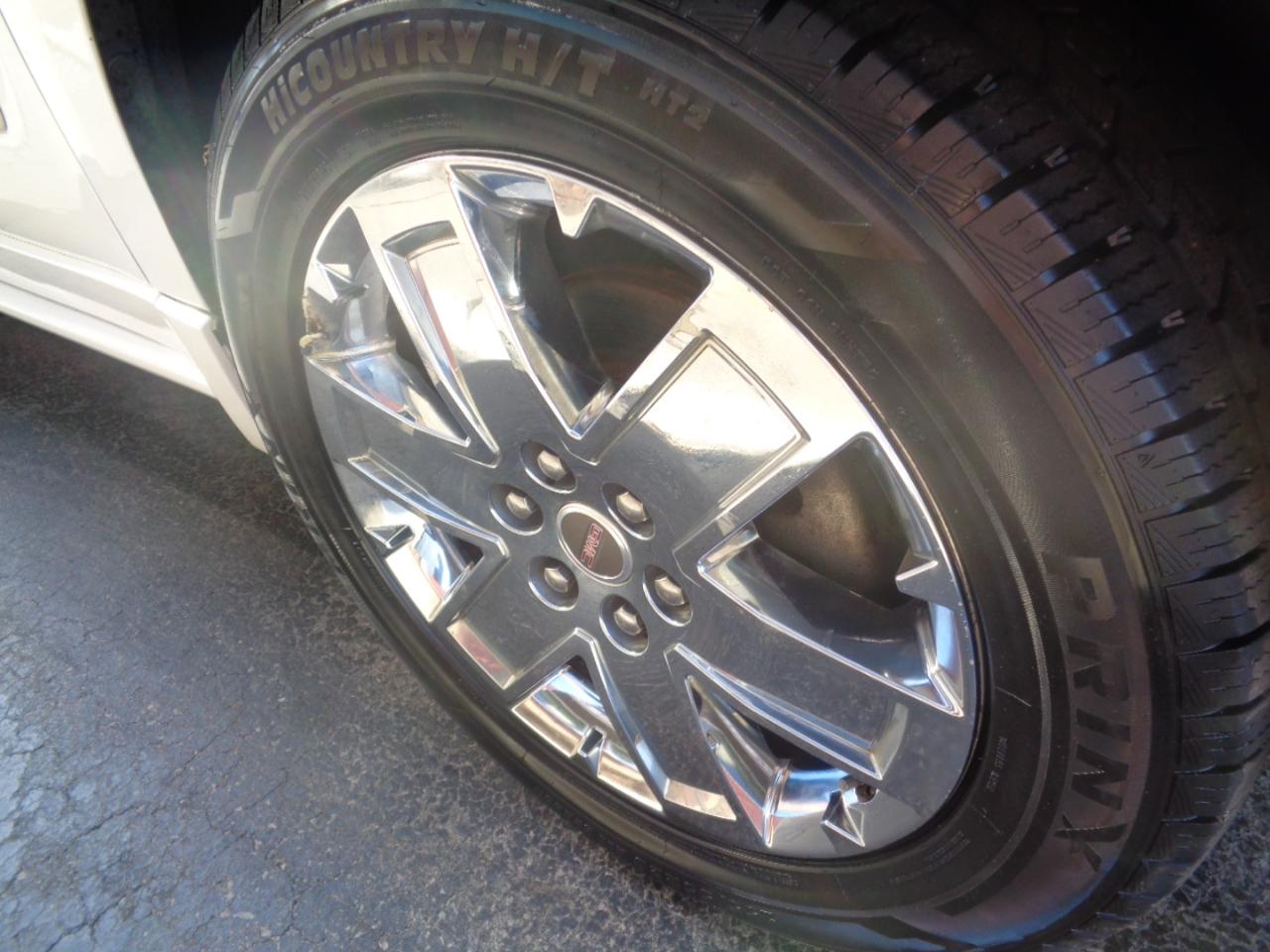 GMC Acadia AWD 4dr Denali 2013