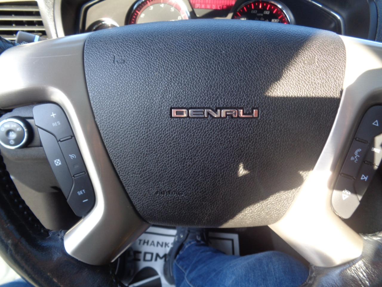 GMC Acadia AWD 4dr Denali 2013