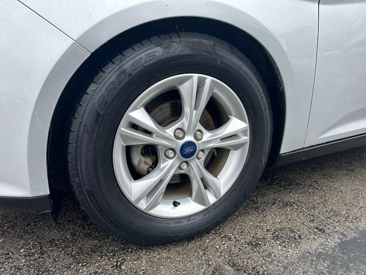 Ford Focus 5dr HB SE 2014