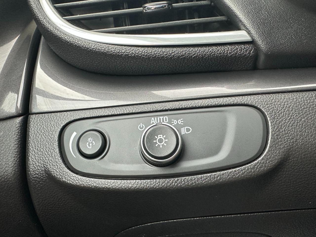 Buick Encore AWD 4dr Preferred 2021