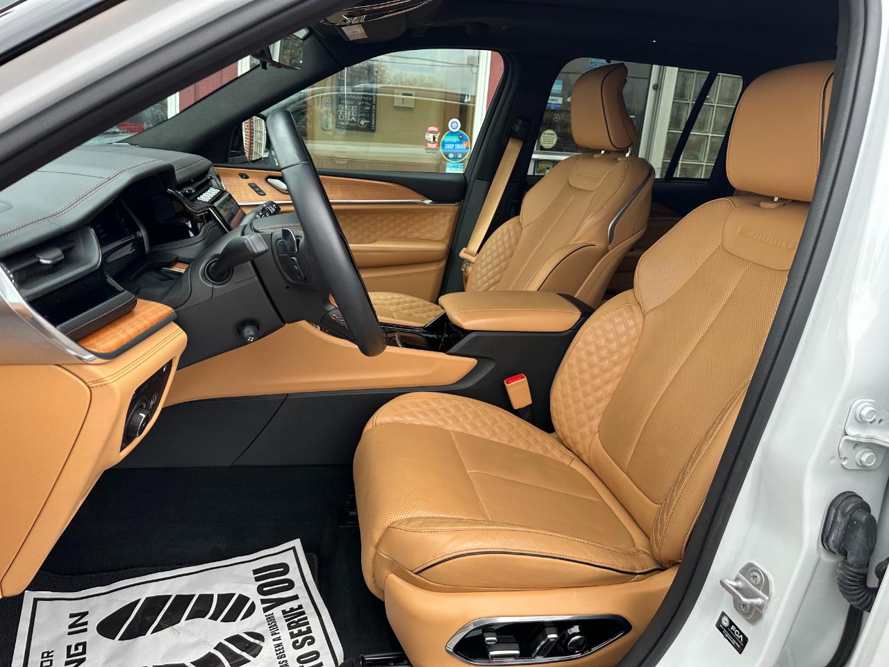 Jeep Grand Cherokee 4xe Summit Reserve 4x4 2023