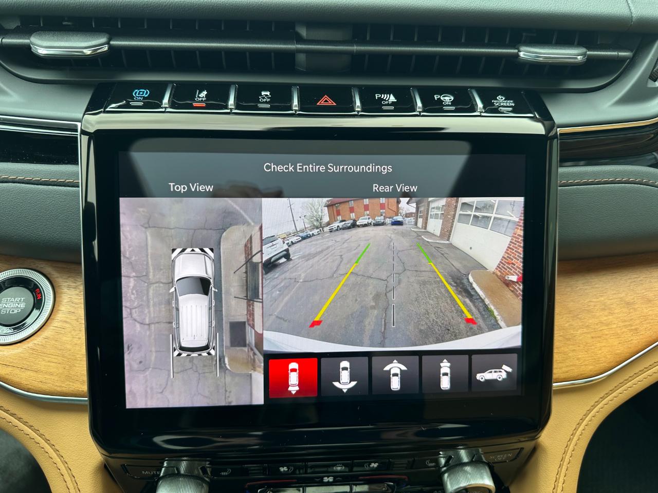 Jeep Grand Cherokee 4xe Summit Reserve 4x4 2023