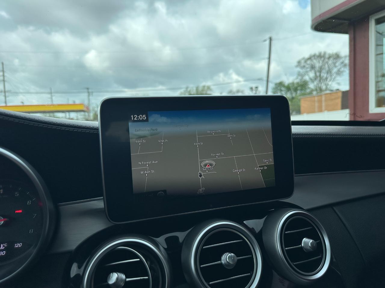 Mercedes-Benz C-Class 4dr Sdn C 400 4MATIC 2015