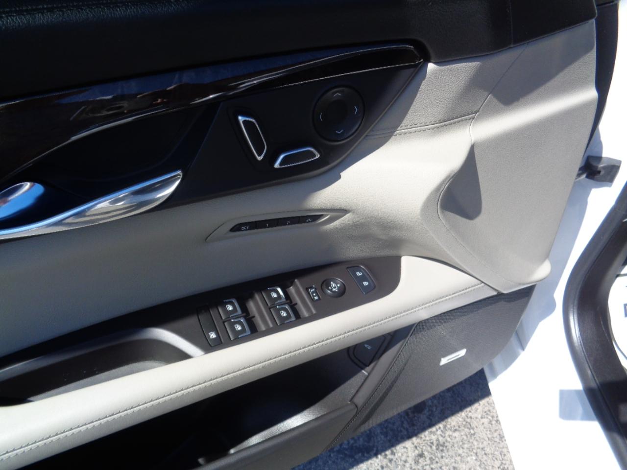 Cadillac CT6 4dr Sdn 3.6L Premium Luxury AWD 2016