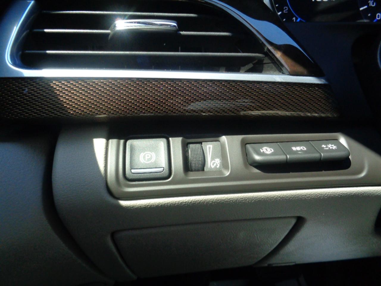 Cadillac CT6 4dr Sdn 3.6L Premium Luxury AWD 2016