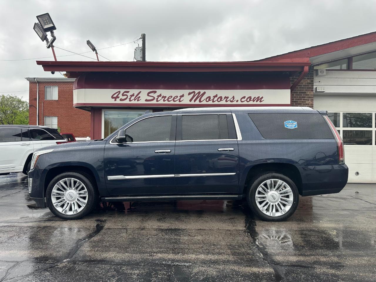Cadillac Escalade ESV 4WD 4dr Platinum 2018
