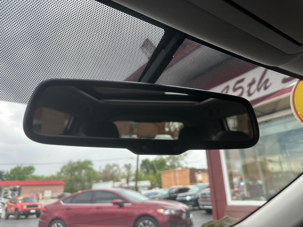Nissan Rogue AWD 4dr SV 2016