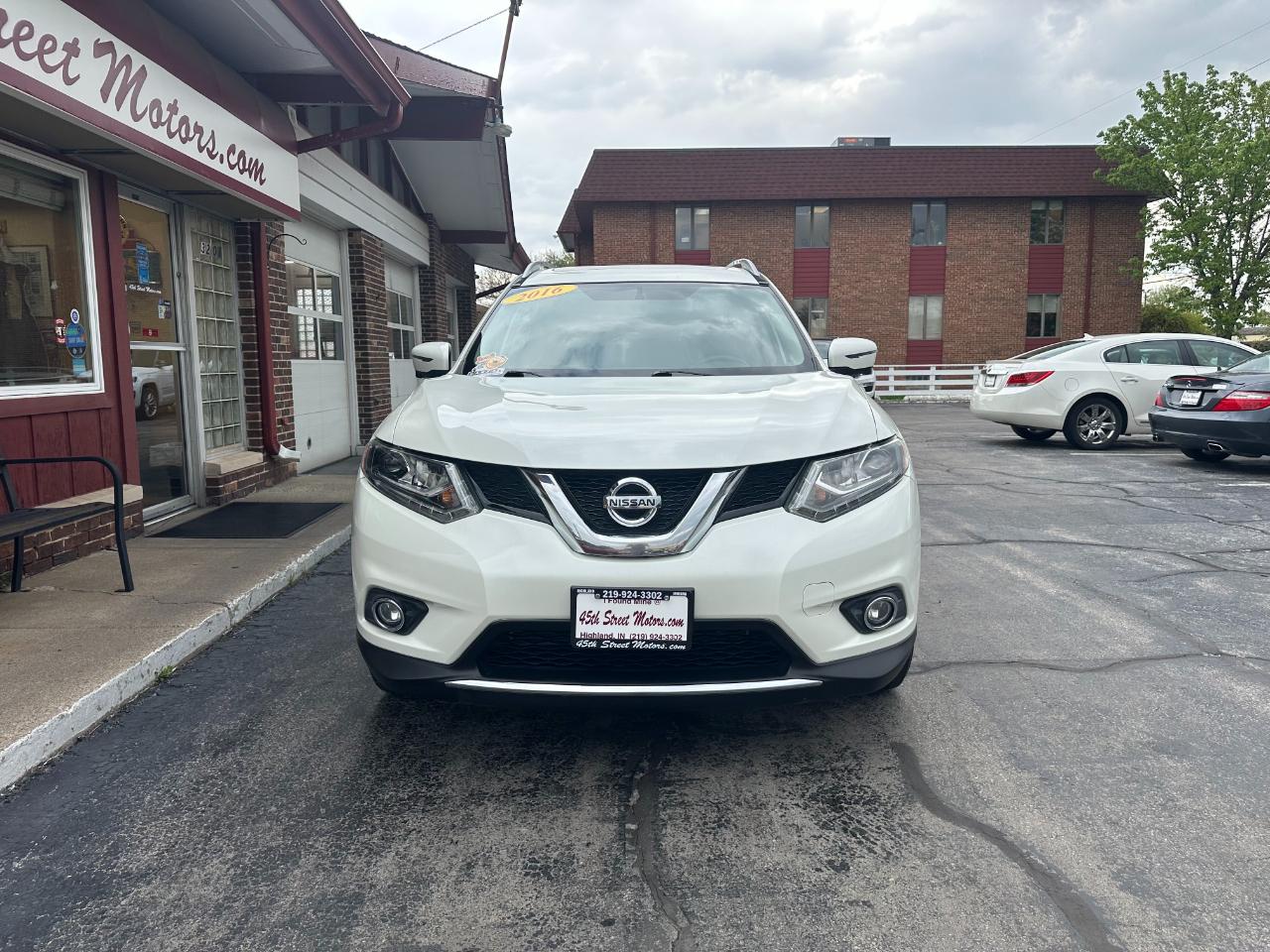 Nissan Rogue AWD 4dr SV 2016