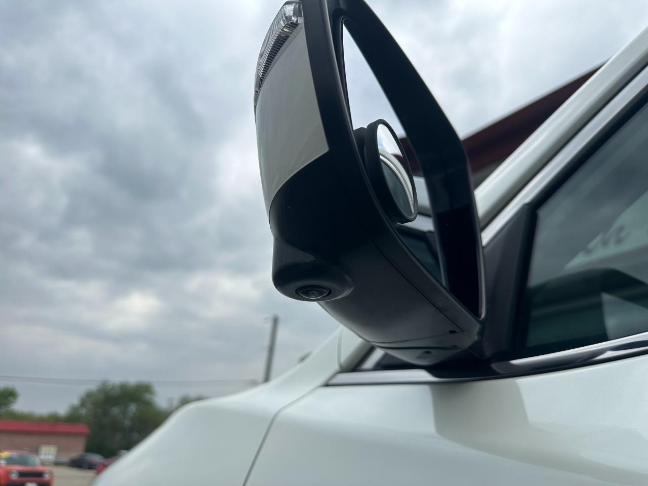Nissan Rogue AWD 4dr SV 2016