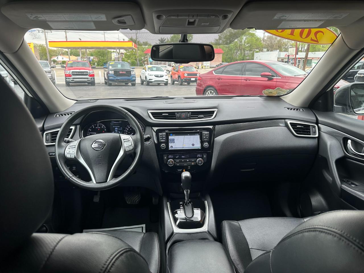 Nissan Rogue AWD 4dr SV 2016