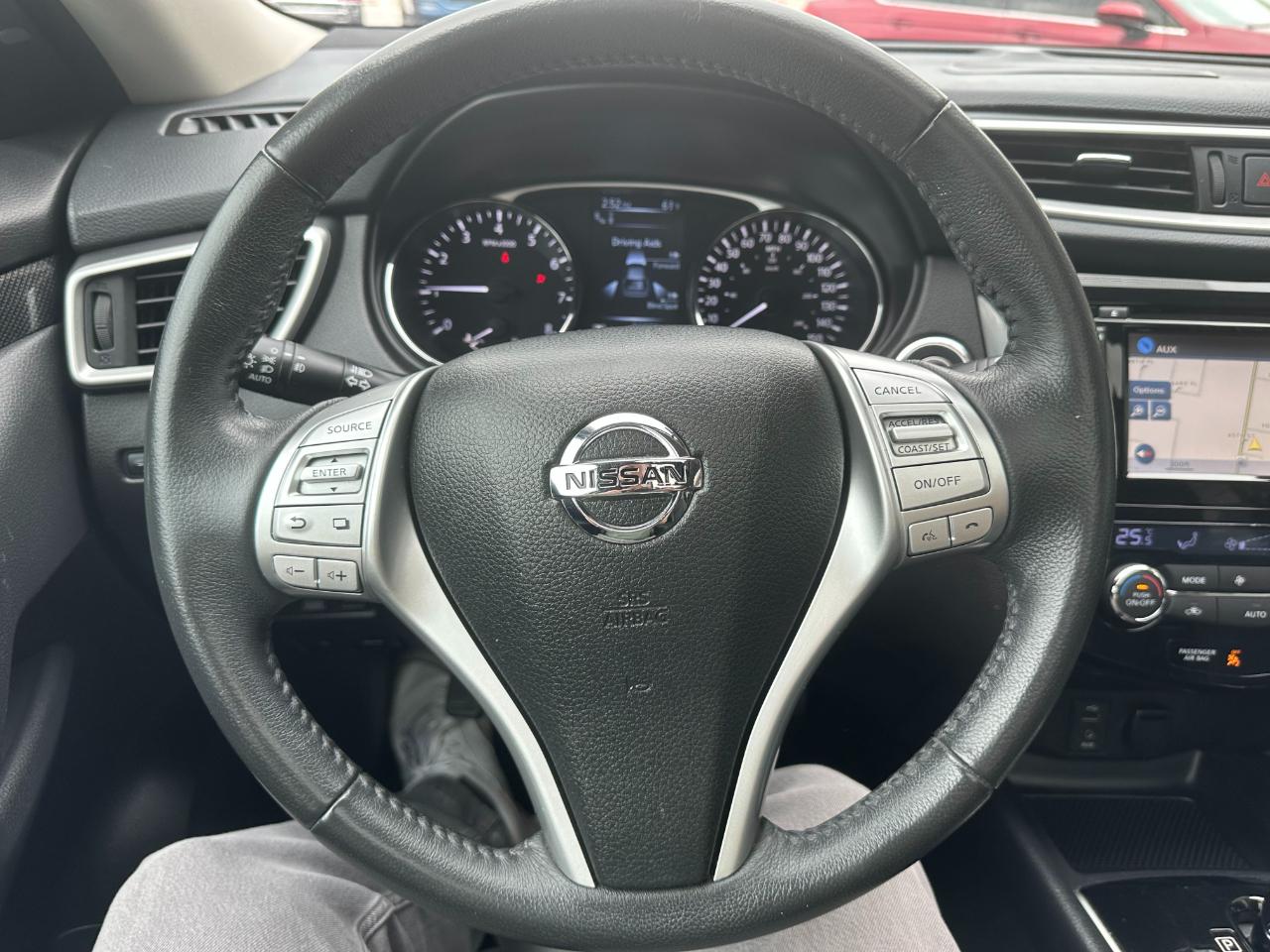 Nissan Rogue AWD 4dr SV 2016