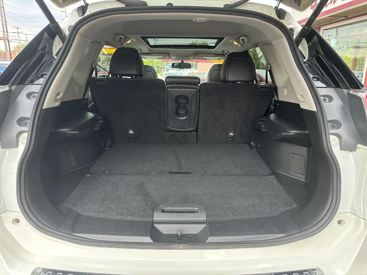 Nissan Rogue AWD 4dr SV 2016