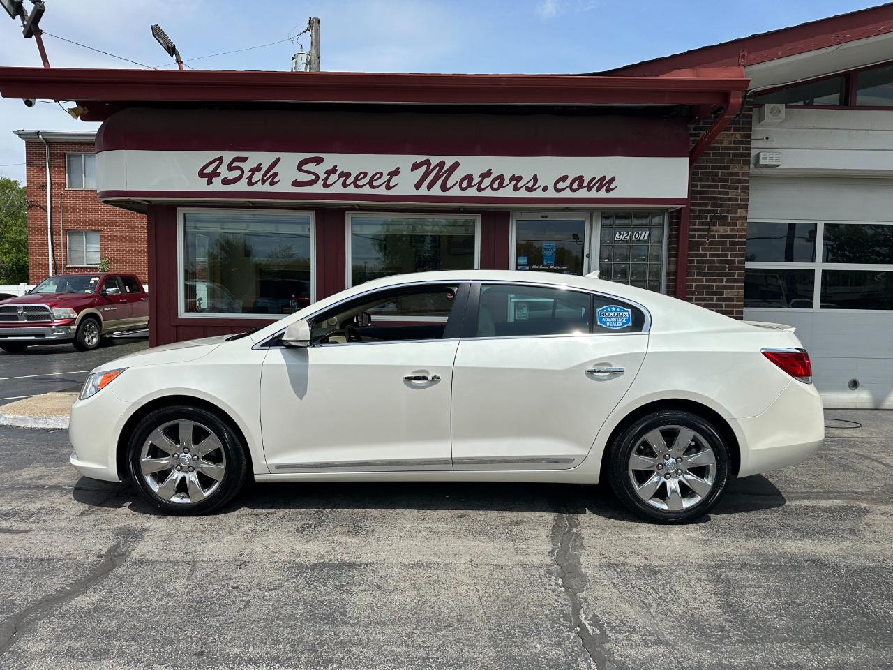 Buick LaCrosse 4dr Sdn CXL FWD 2011