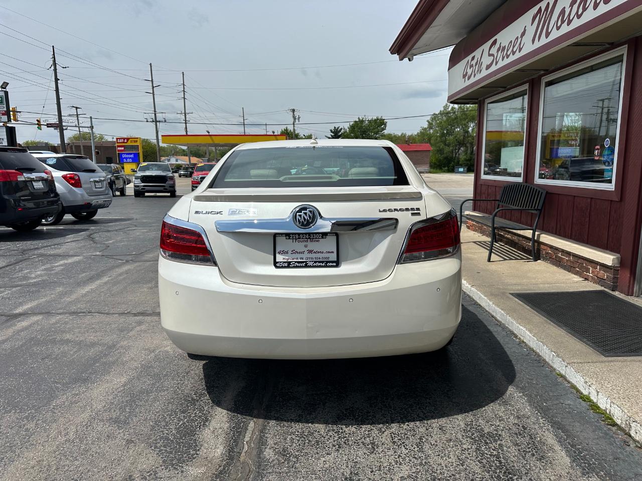 Buick LaCrosse 4dr Sdn CXL FWD 2011