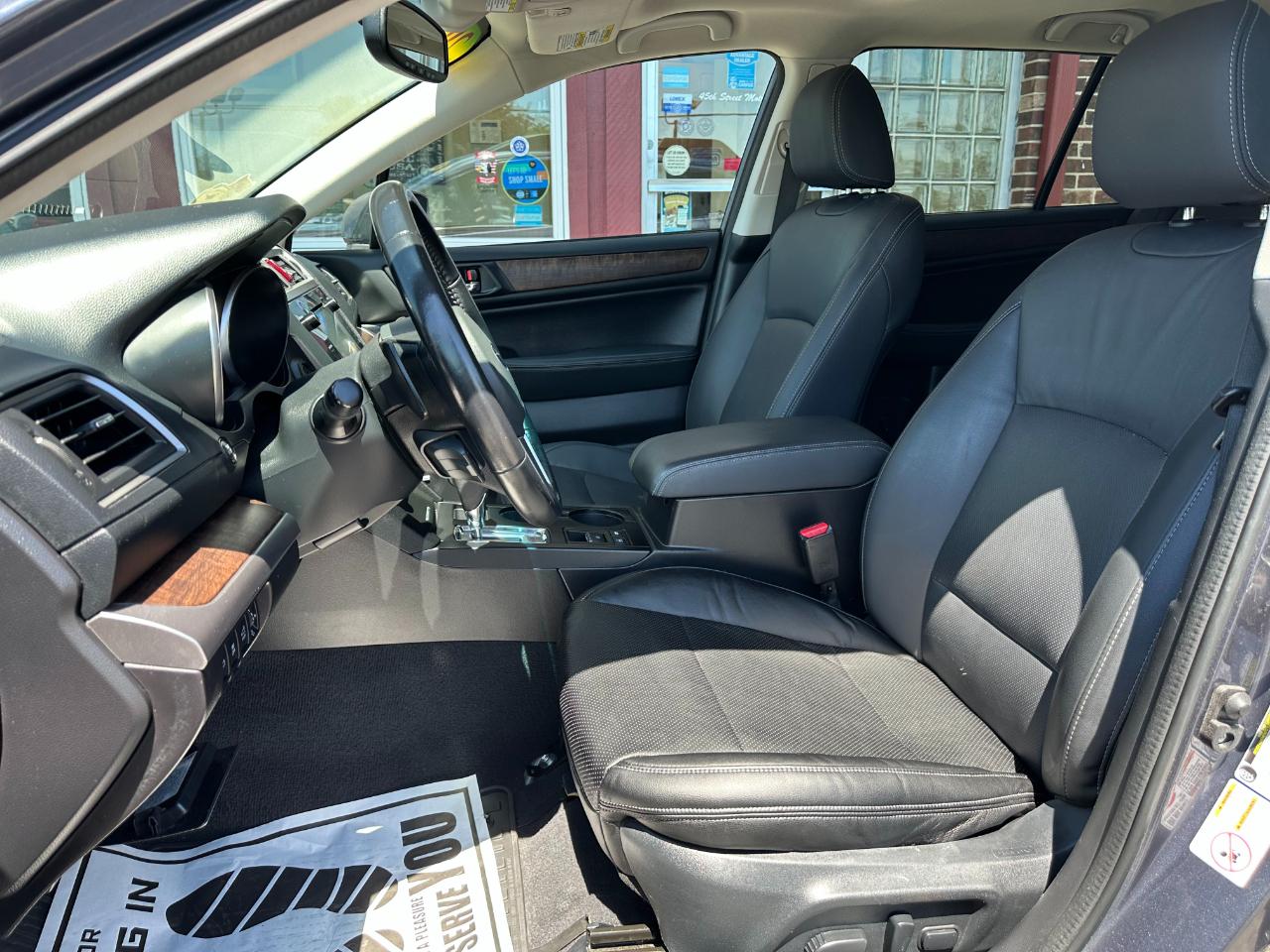 Subaru Outback 4dr Wgn 2.5i Limited 2016