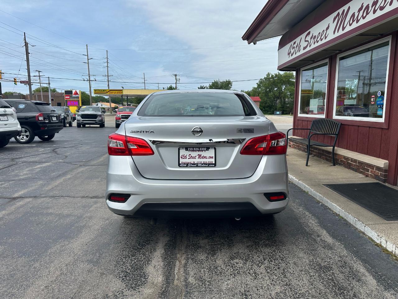 Nissan Sentra S CVT 2017