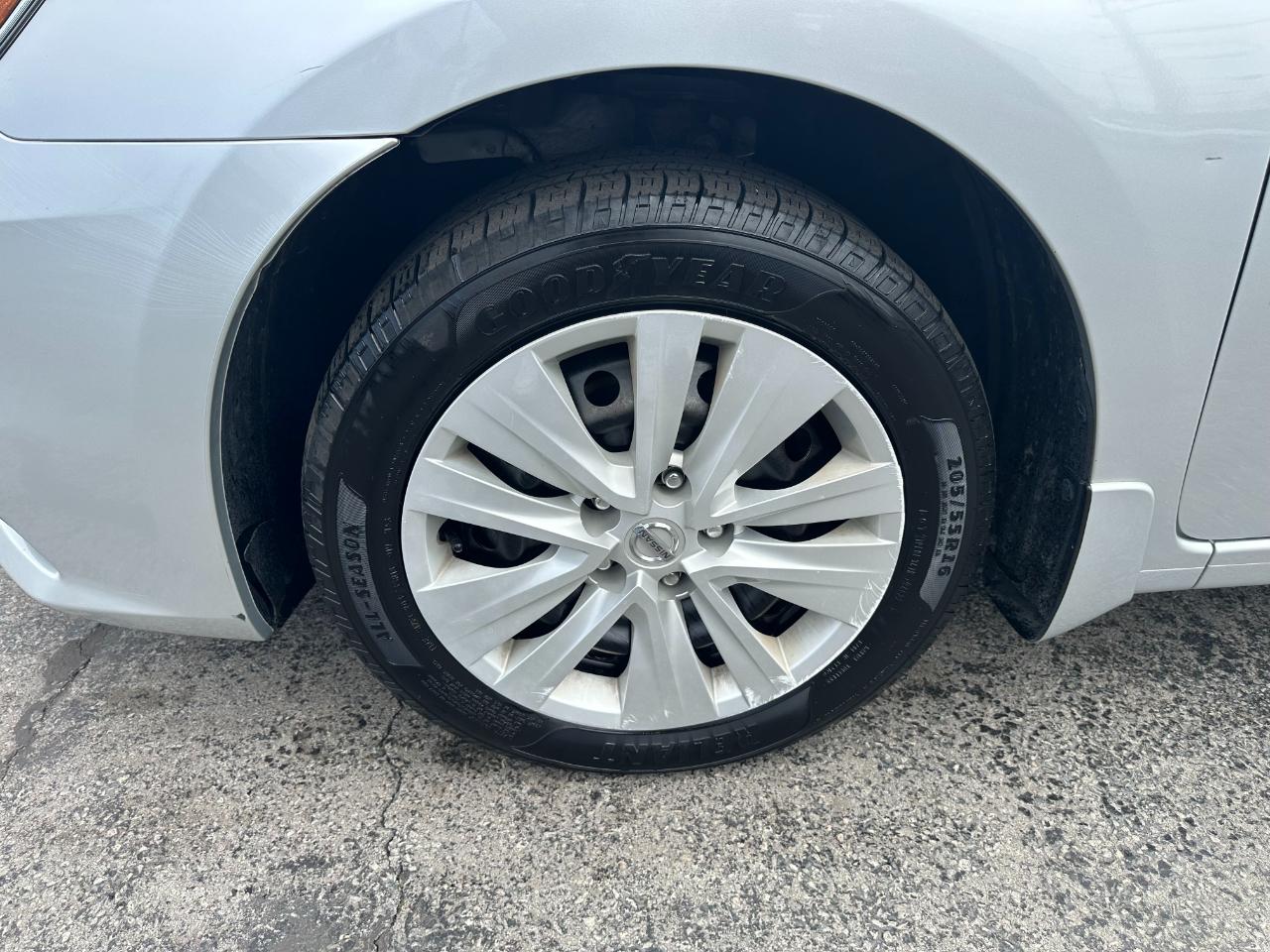 Nissan Sentra S CVT 2017