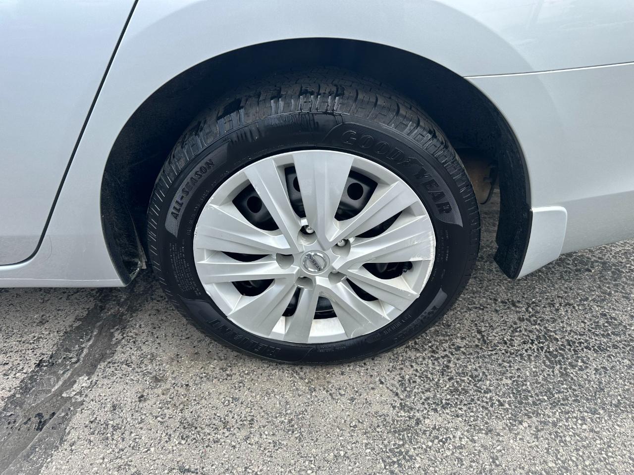Nissan Sentra S CVT 2017